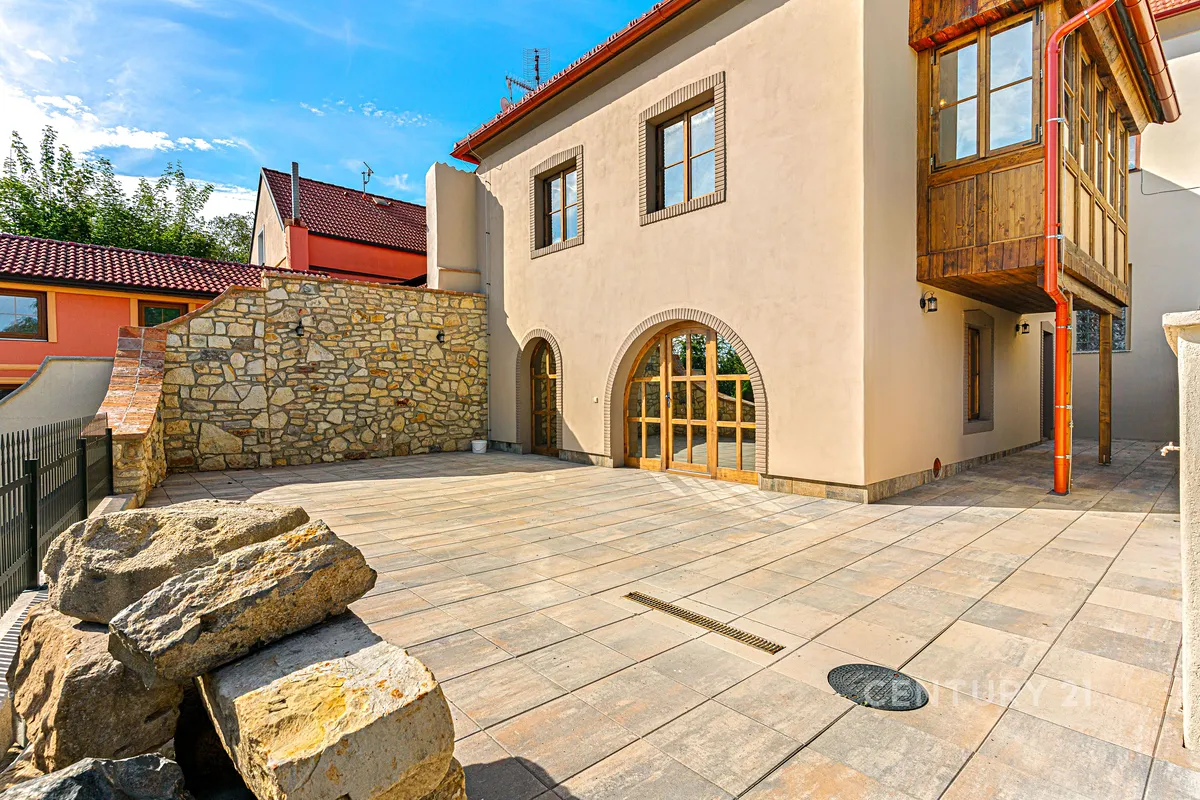 Prodej činžovního domu 370 m²